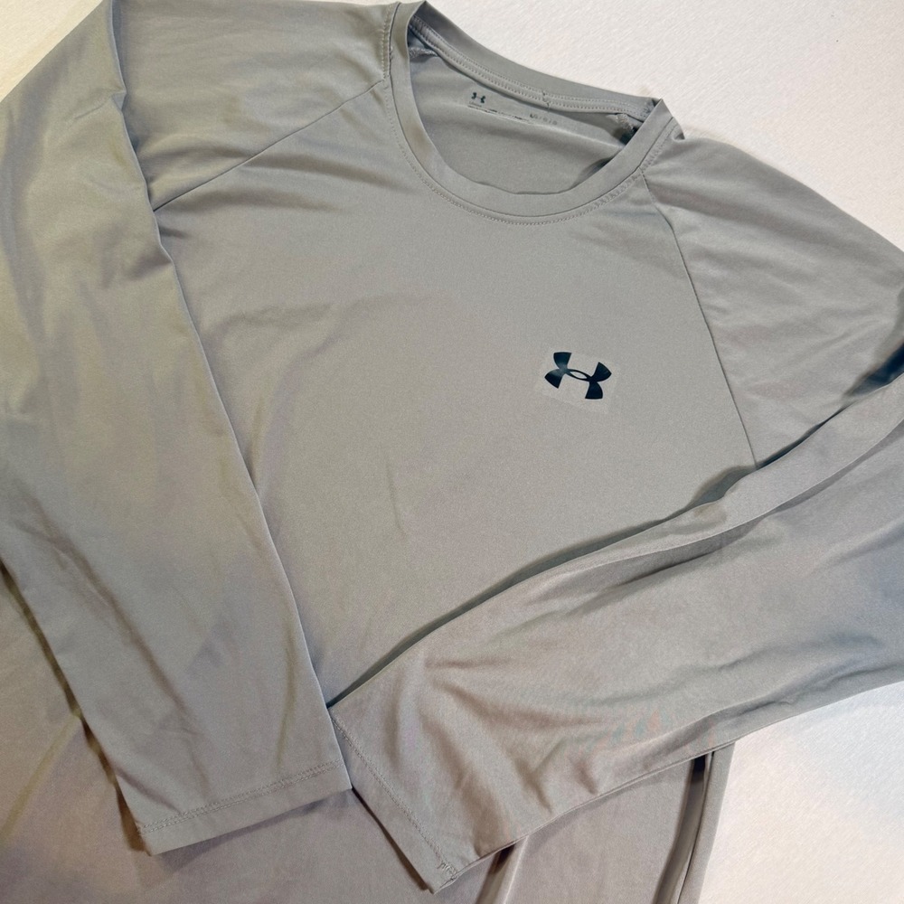 Under Armour Long Sleeve Shirt Mens L Gray HeatGear Loose Fit Training Workout